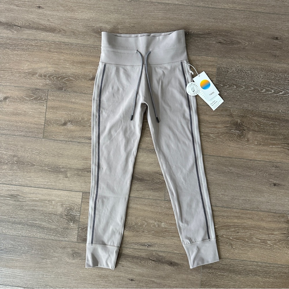 Vuori Graphite Daily Legging